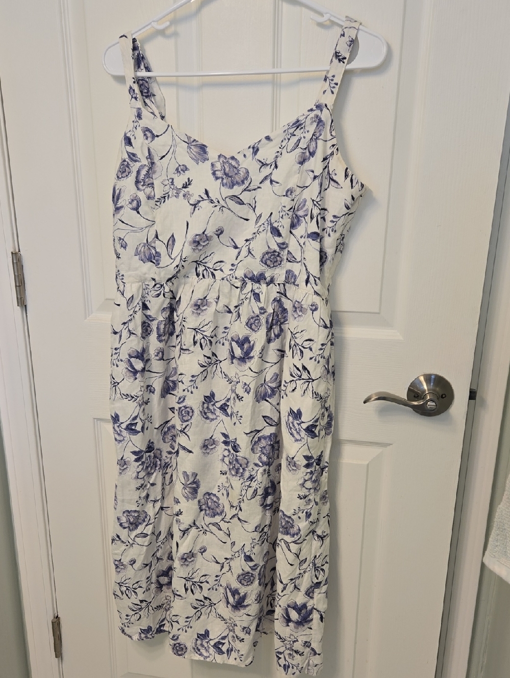 Linen Cynthia Rowley White Midi Dress with Blue Floral Pattern